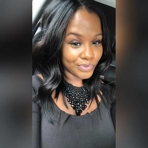 Meet your Posher, Janay